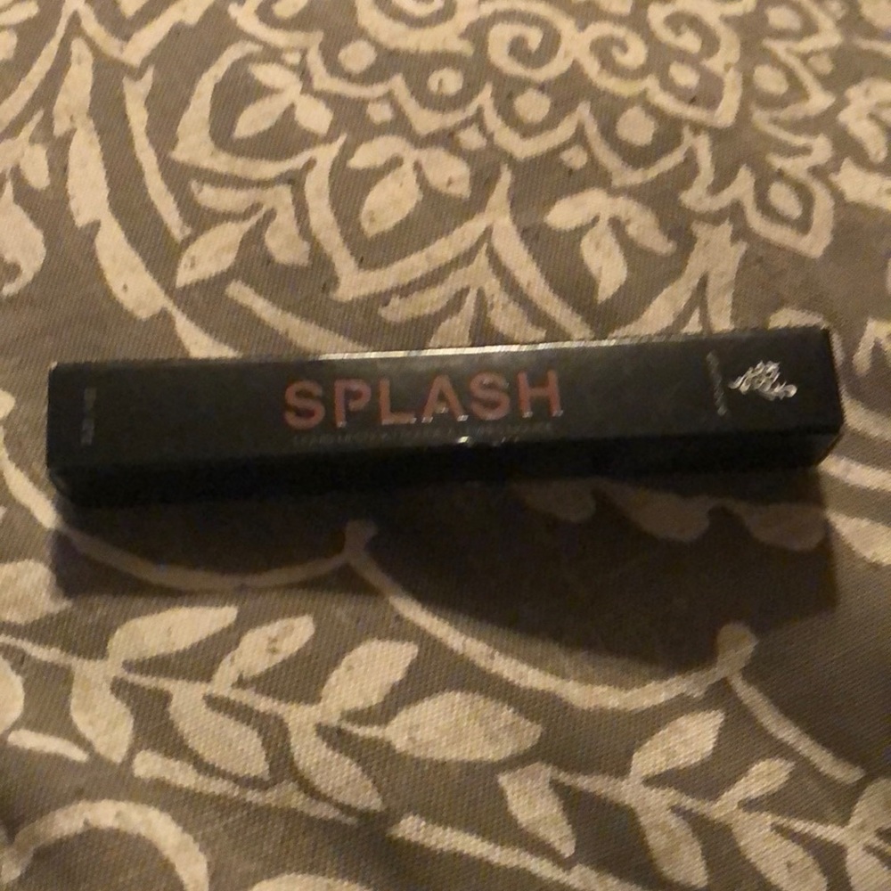 Younique moodstruck splash liquid lipstick new
